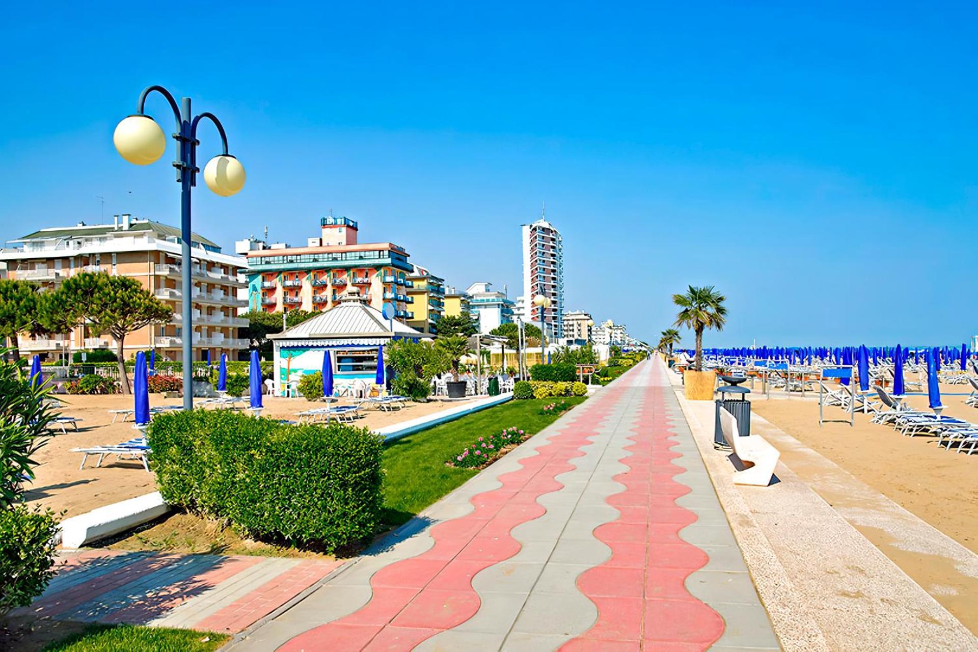 Jesolo Pines Beach House - Host Solution Bagian luar foto